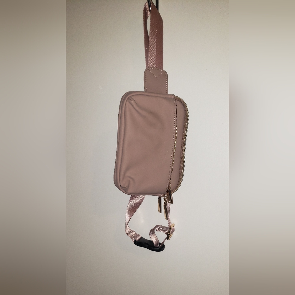 Fanny pack